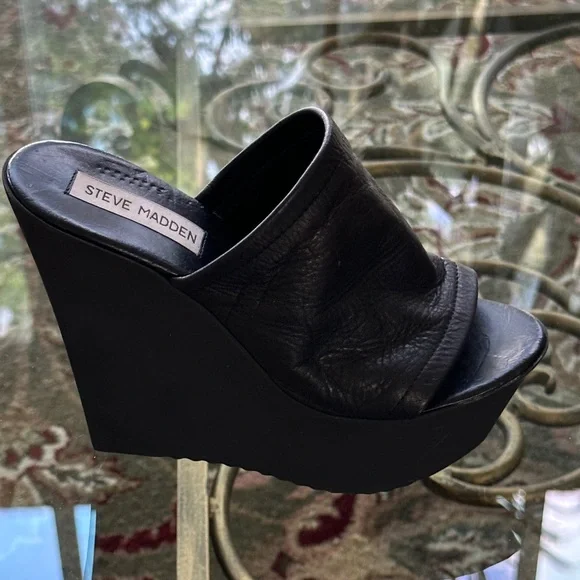 Steve Madden Black Leather Mule Slides - Picture 3 of 6